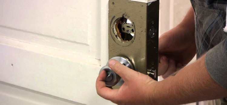 Home Lock Change in Westmont